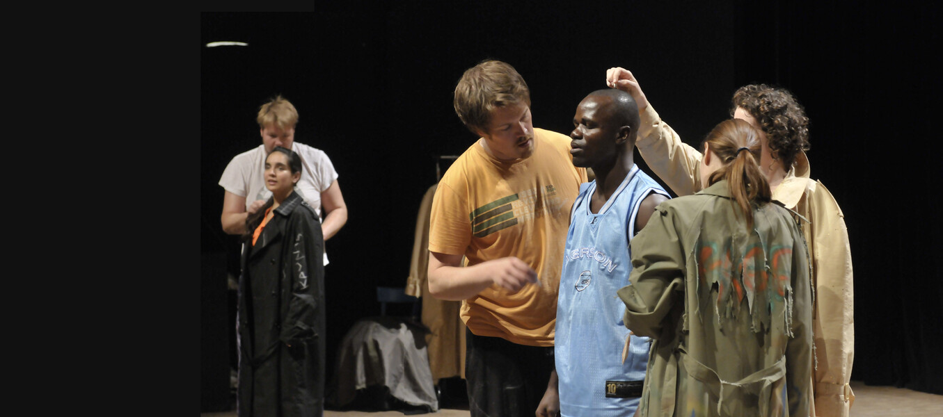 Audun Iversen (en jaune), Master classe Thierry Thieû Niang, Académie 2008
