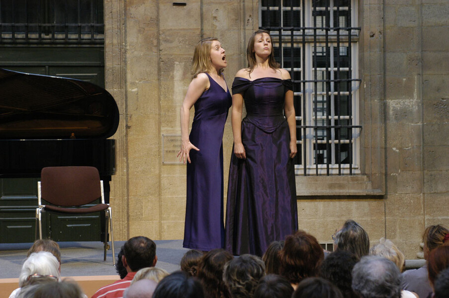 Anna Stéphany (à gauche), Récital, Académie 2006