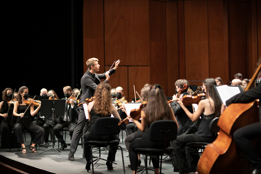 Concert de l&#039;Orchestre des Jeunes de la Méditerranée - Direction Duncan Ward - Session Symphonique - Festival d&#039;Aix-en-Provence 2021